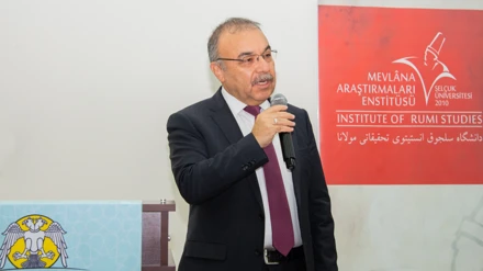 Selçuk Üniversitesinde Mevlana Öğrenci Paneli düzenlendi